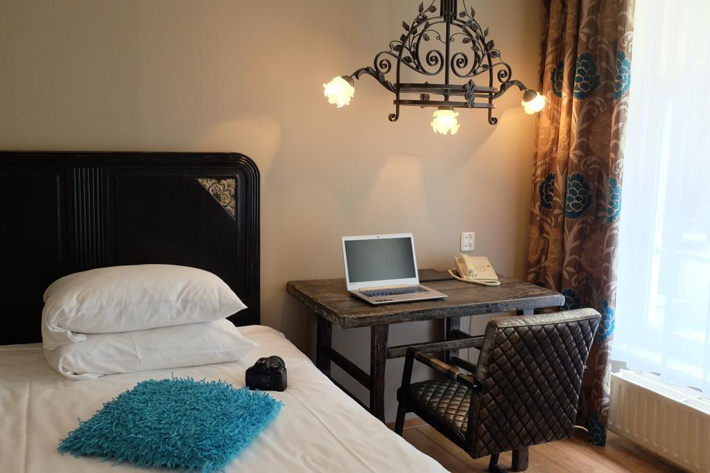 Augusta Hotel IJmuiden Oda fotoğraf